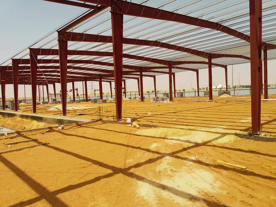 بناء هناجر ومستودعات قوية: أسس التصميم والتنفيذ الناجح في الرياض